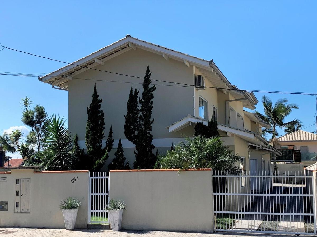 Casa Em Joinville, Ampla, Moderna, 3 Qtos Exterior photo